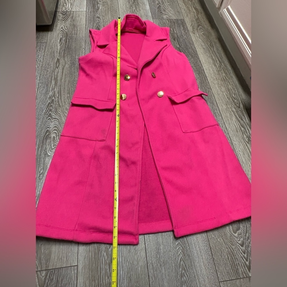 Haute Monde Women's Pink Sleeveless Coat - Picture 3 of 13
